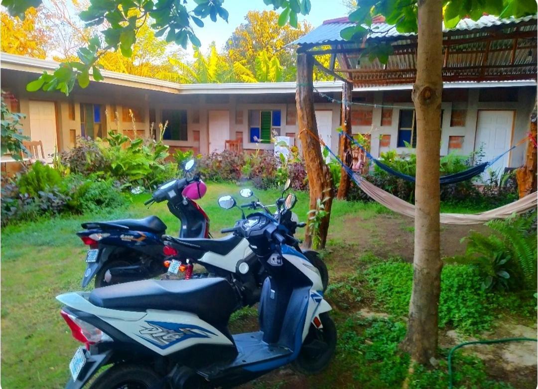 Rustic House Hostel 모요갈파 외부 사진
