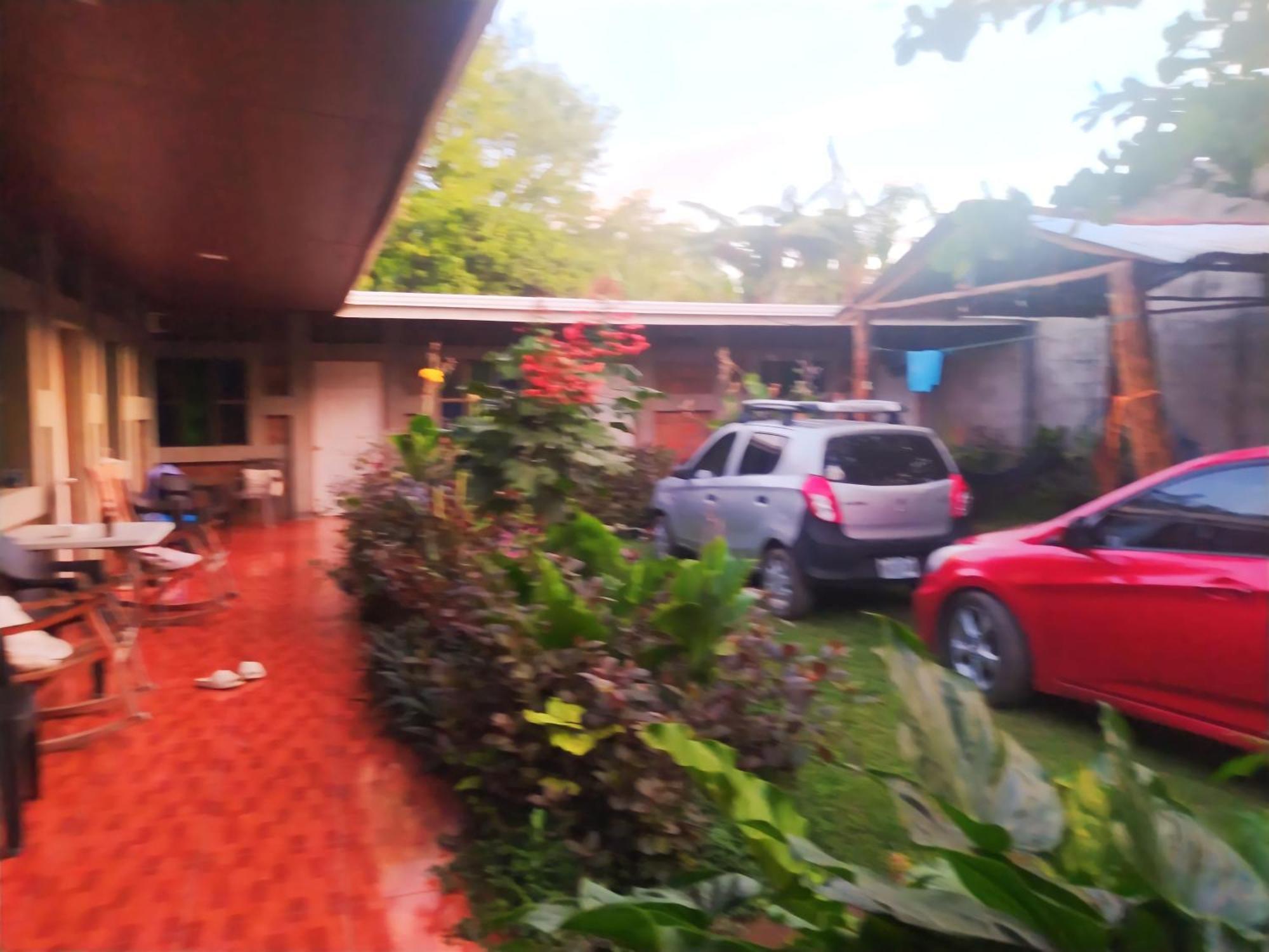 Rustic House Hostel 모요갈파 외부 사진